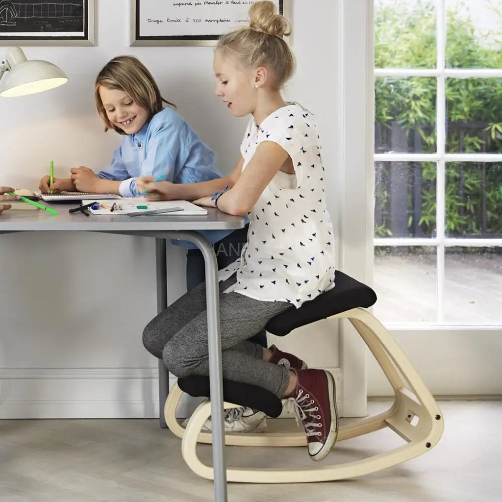 Posture Kneeling Stool Featuring a Rocking Base